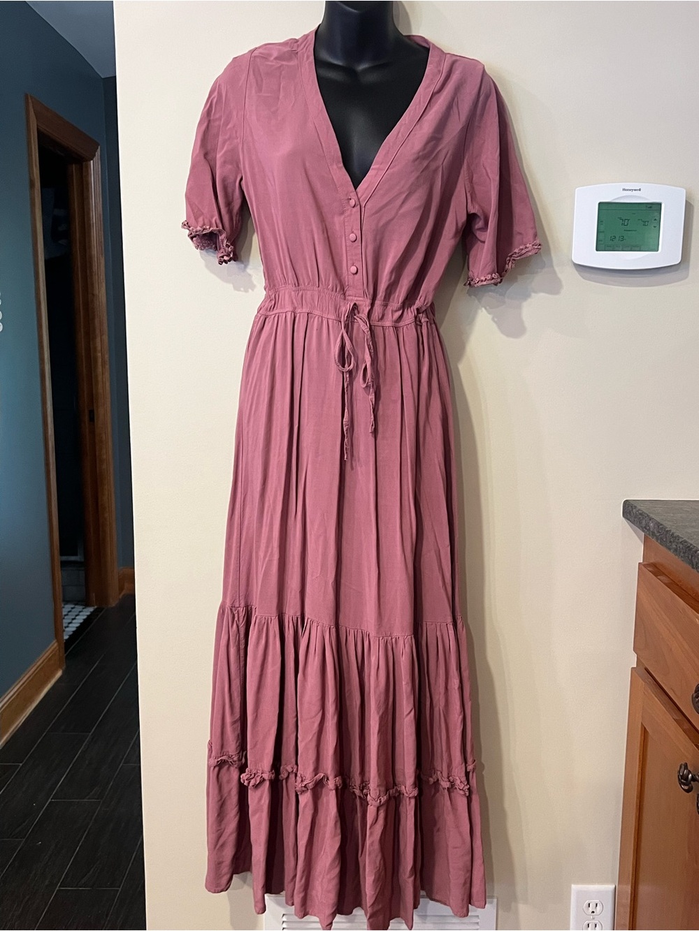 Women’s Dusty Rose V-Neck Tiered Maxi Dress